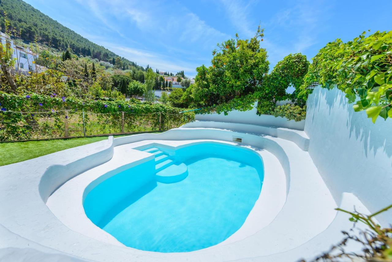 Holiday Home El Pilarillo Piscina Compartida Alcaucín Exteriér fotografie